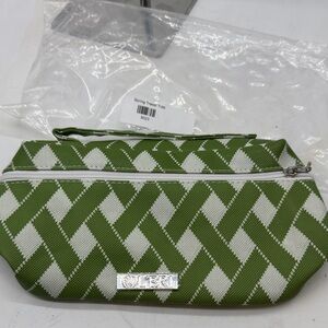L''Bri NWT Green and White Spring Travel Tote Women's Makeup Bag MCB9411P